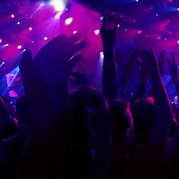 Halsey 2025 Tour Announcement – Back to Badlands Tour Schedule