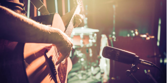 Aaron Lewis 2022 Tour Announcement – Frayed at Both Ends Tour Schedule